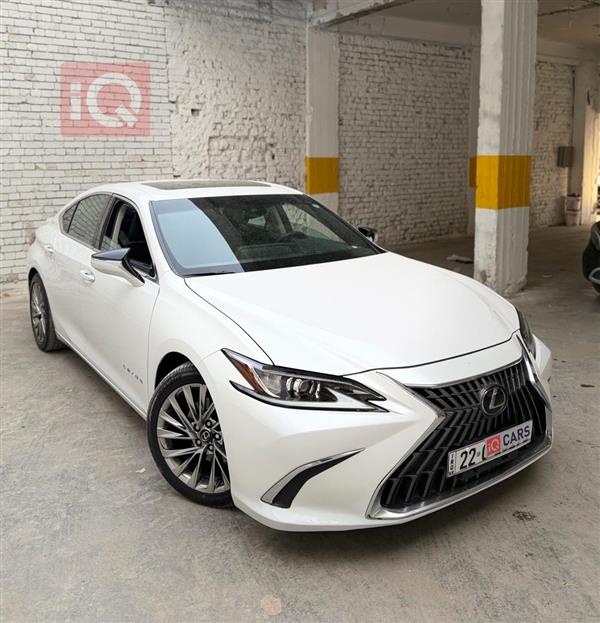 لكزس ES 2023 للبيع في العراق -  بغداد